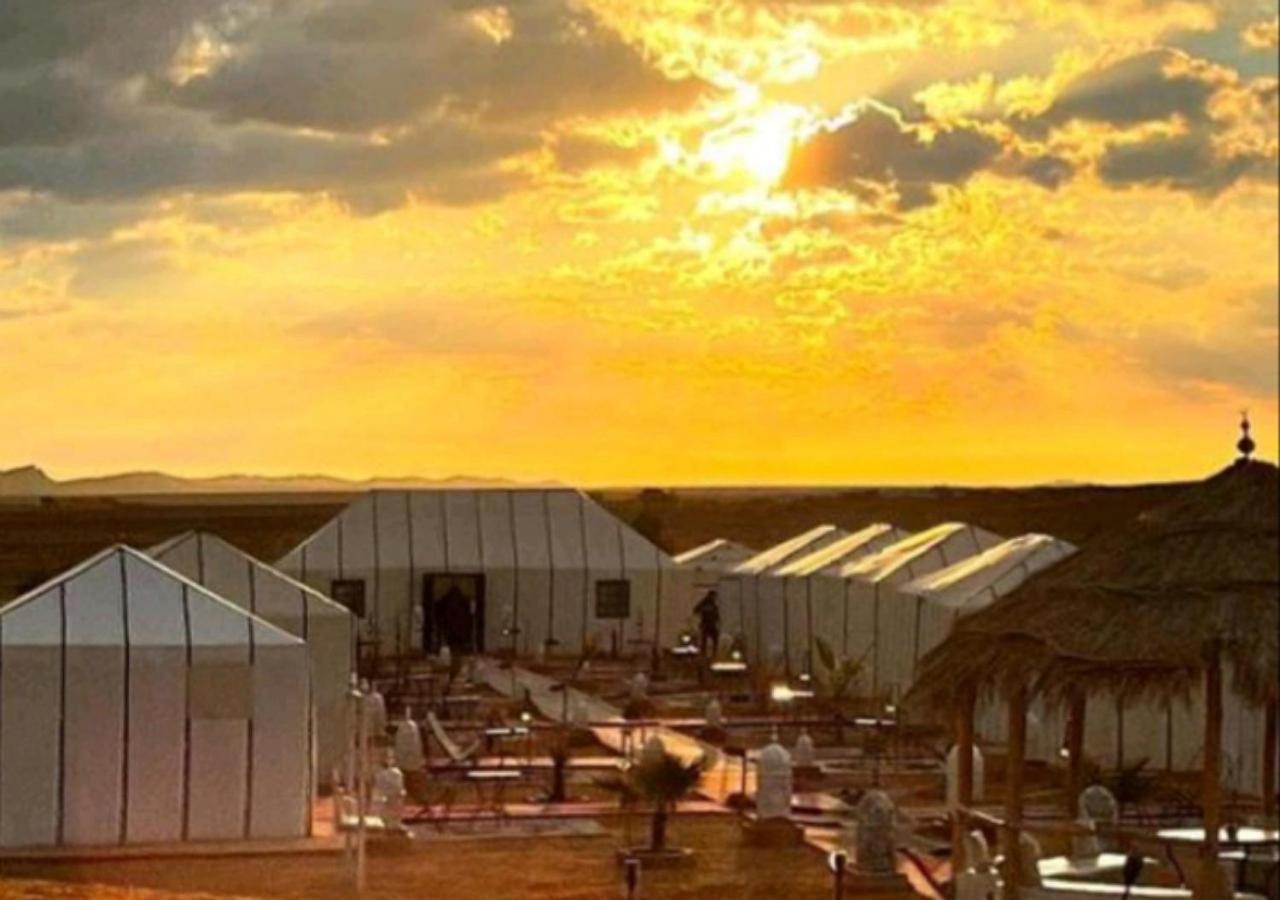 Fantastic Luxury Camp Merzouga Exterior foto